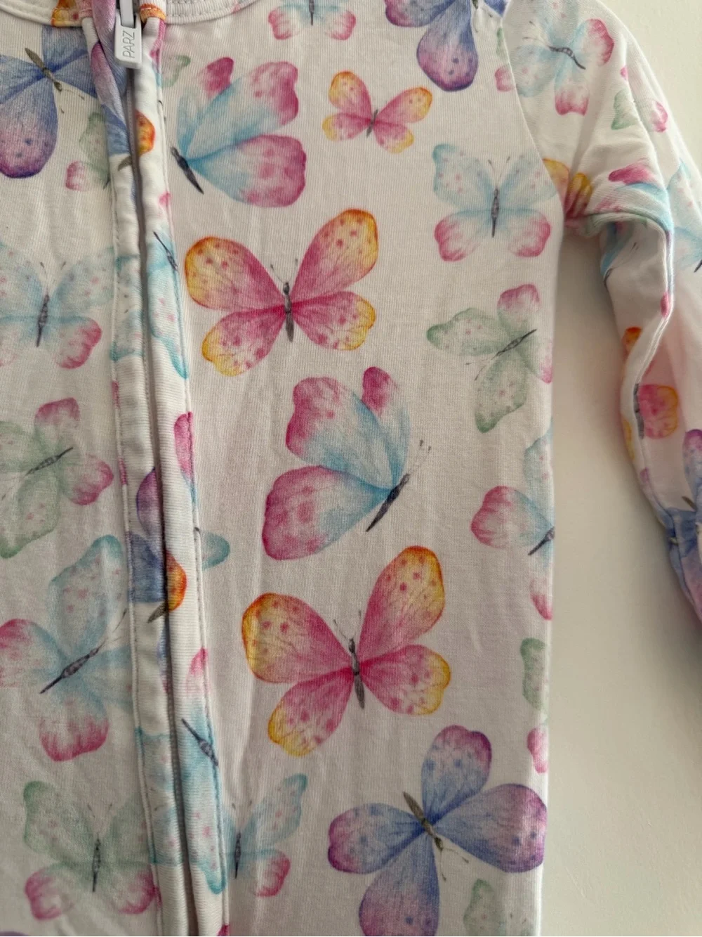 Posh Peanut Butterfly-Print Footed One-Piece Pajamas - White/Pastel size 12-18m